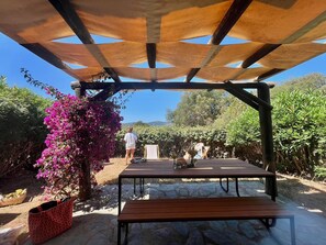 컴포트 하우스, 침실 2개, 바닷가 | 테라스/파티오