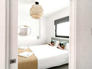 1 slaapkamer, een strijkplank/strijkijzer, wifi, beddengoed