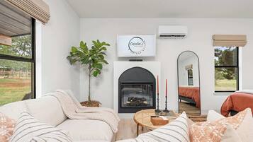 TV, fireplace, offices