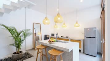 Premier Villa, 3 Bedrooms, Pool View | Private kitchen | Full-size fridge, microwave, stovetop, espresso maker