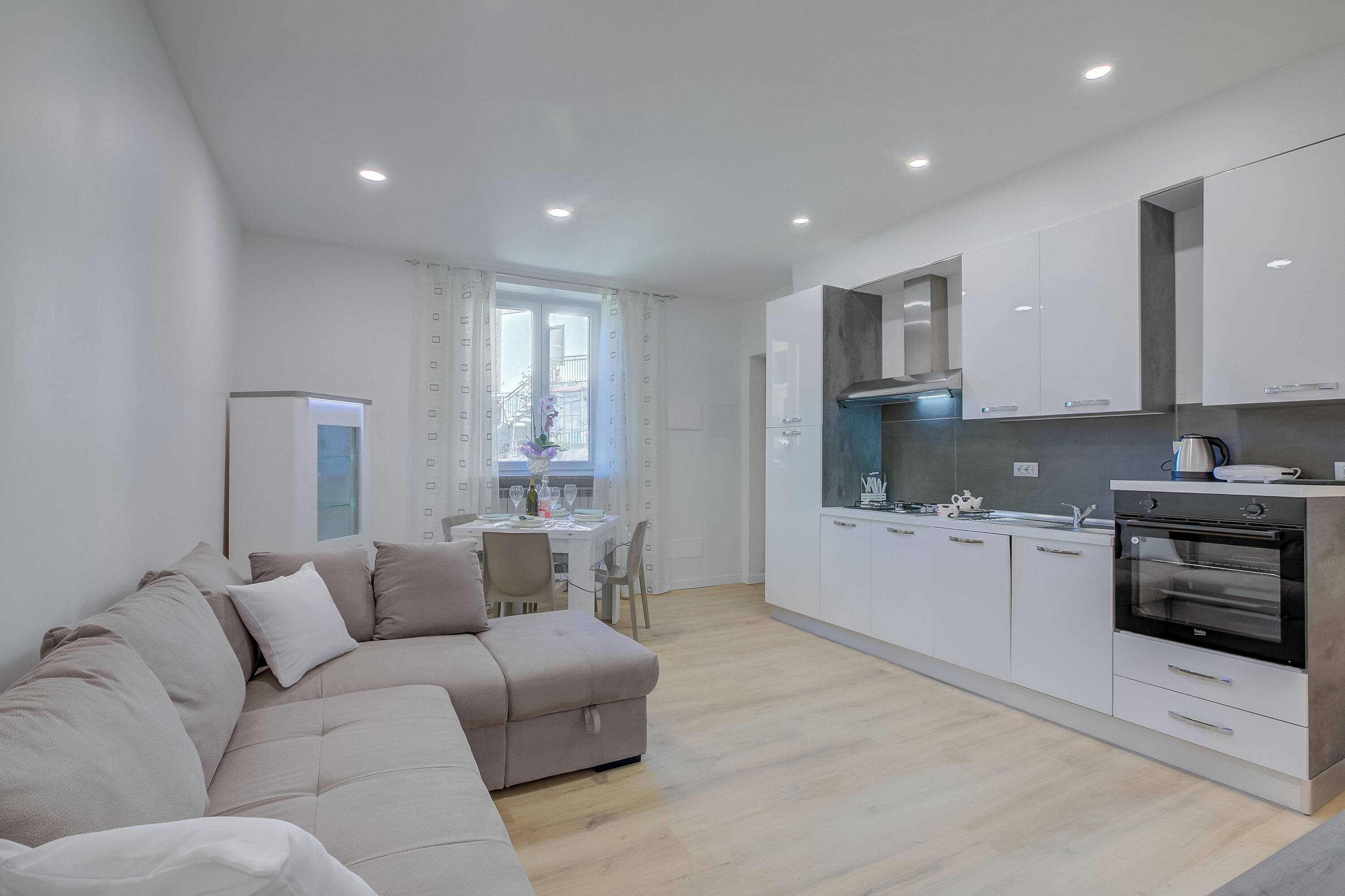 Télévision à écran plat