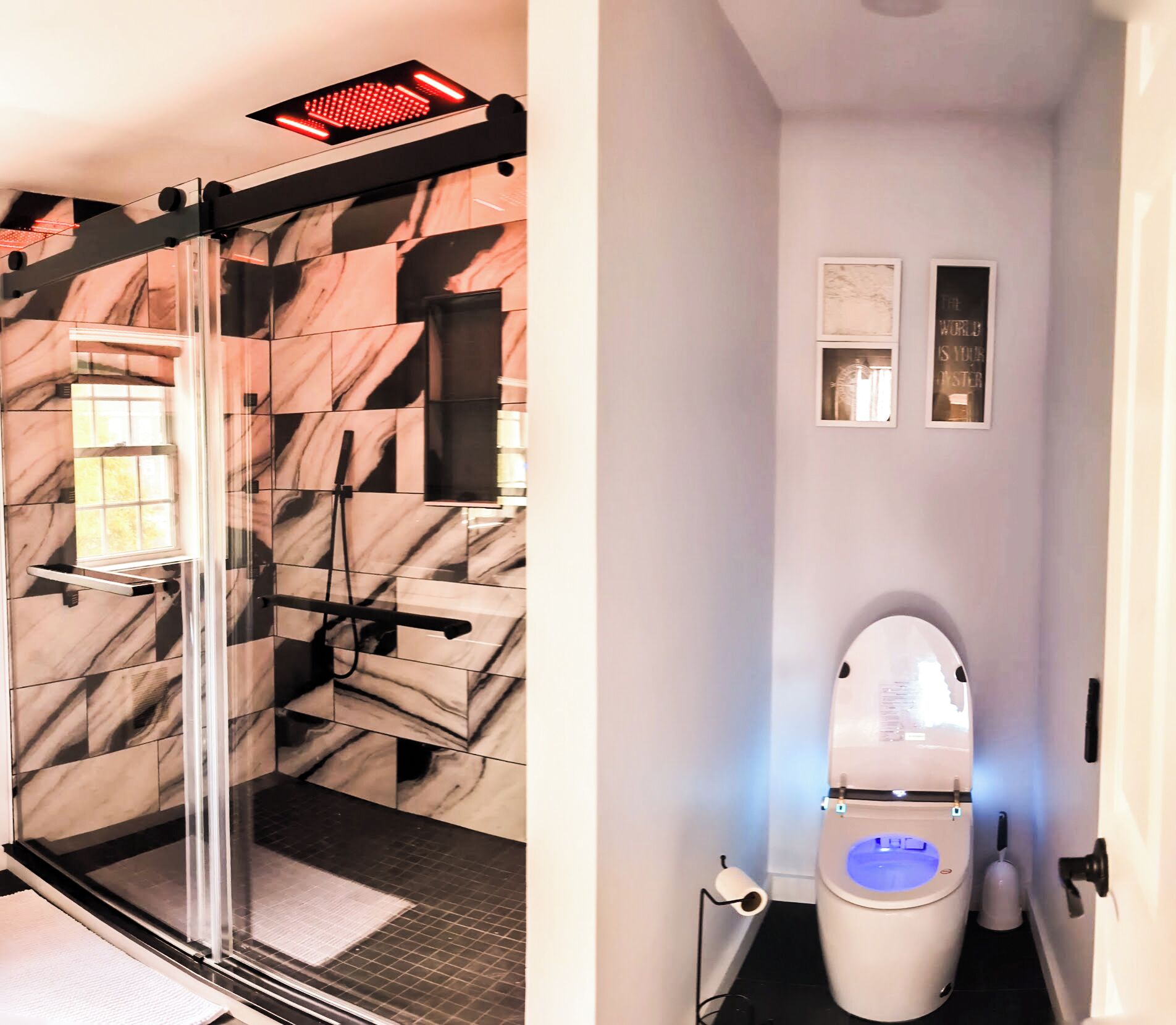 Apartamento luxo | Banheiro | Produtos de toalete grátis, secador de cabelo