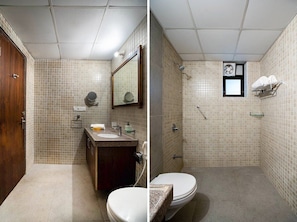 Luxury-Zimmer | Badezimmer | Dusche, Regendusche, kostenlose Toilettenartikel, Bidet