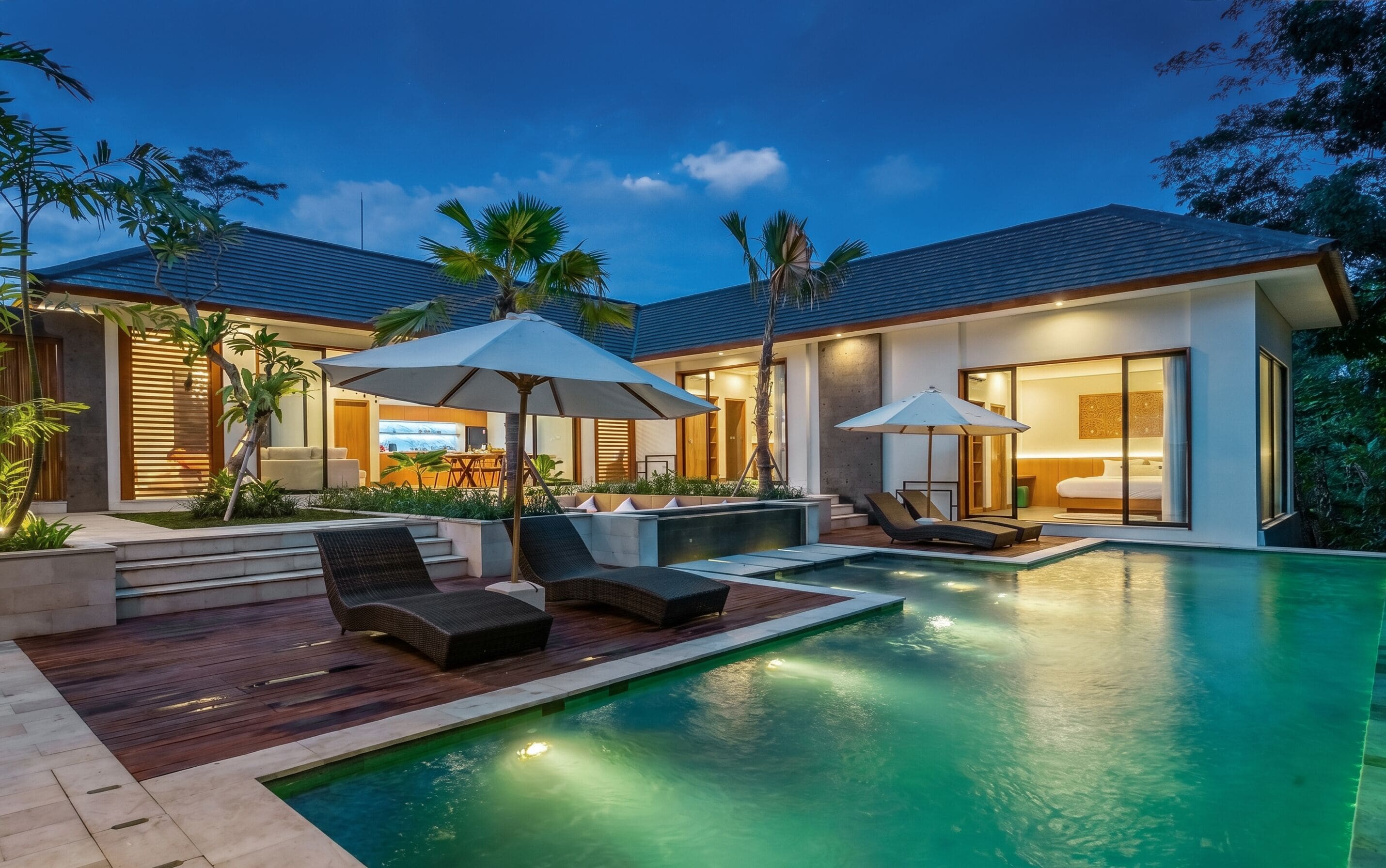Private pool