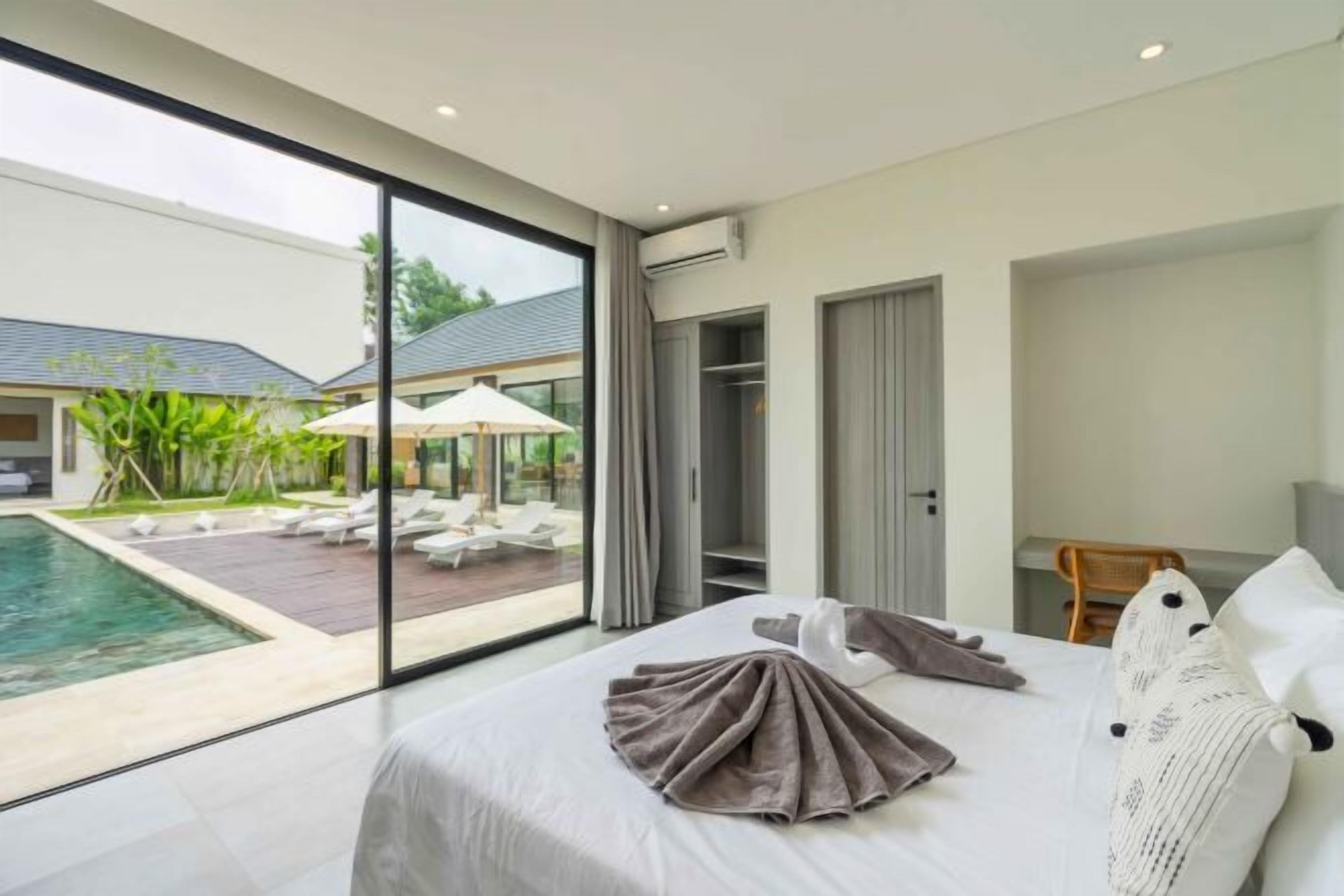 3 dormitorios, caja fuerte, escritorio