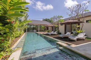 Alberca al aire libre