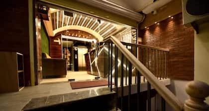 Hotel VK INN Prayagraj