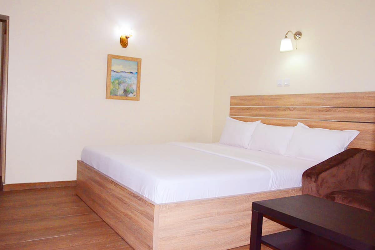 1 habitación, ropa de cama de alta calidad y colchones Tempur-Pedic
