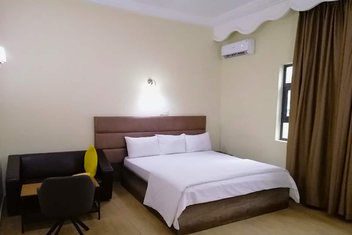 1 habitación, ropa de cama de alta calidad y colchones Tempur-Pedic