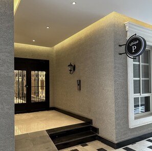 Exterior - Kease Hittin P-2 Lusso Najd AZ29 (Riyadh)