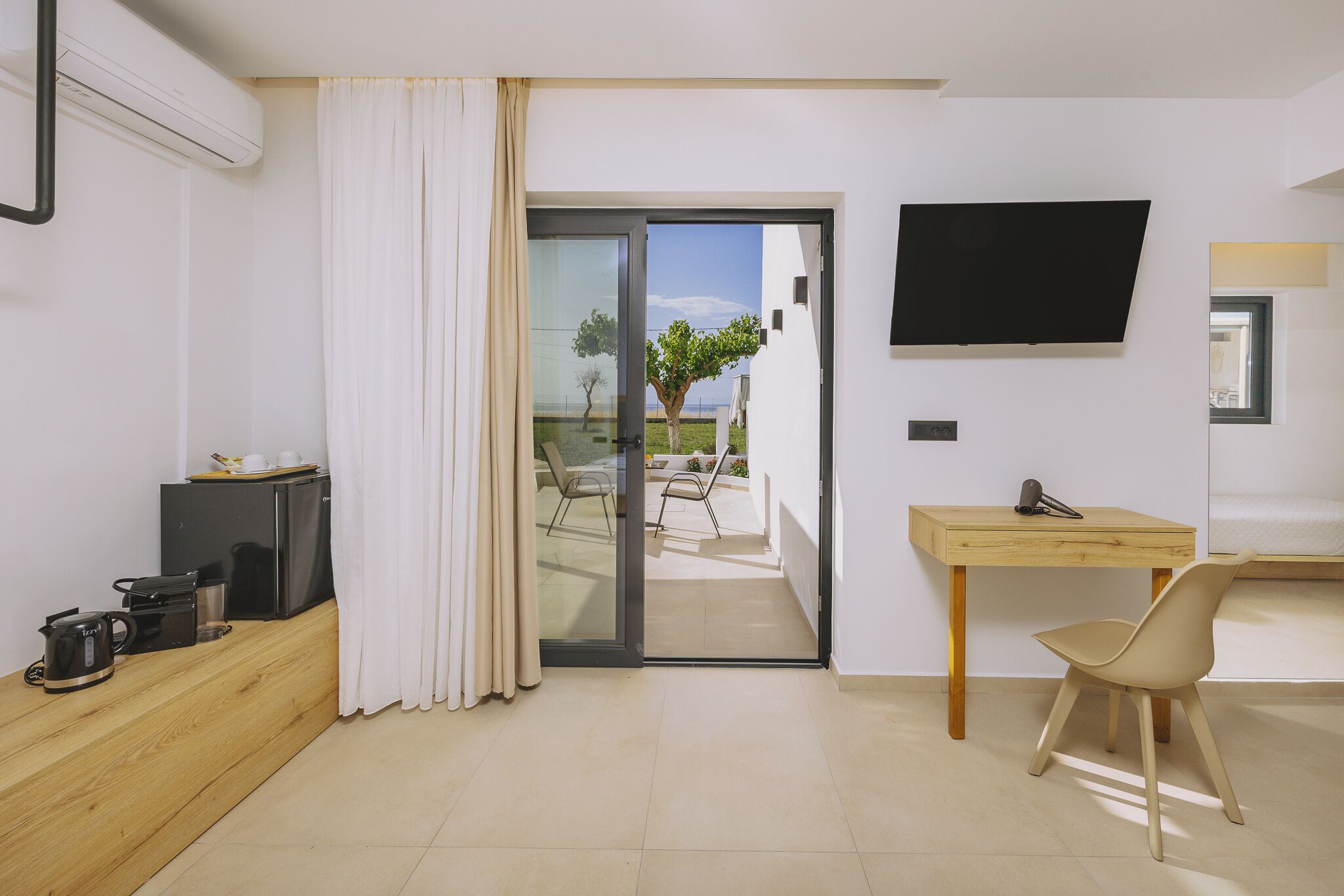 Double Room Sea View | Két bảo mật tại phòng, bàn, phòng cách âm 