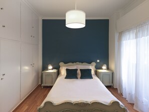 1 bedroom, iron/ironing board - NeasEfessou25 - Vyronas cozy apartment (Vyronas)