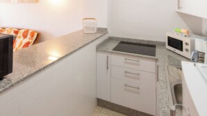 Unclassified image, 3 of 15, button - Fkk-apartment in Villa Blanca, 4 mit Schwimmbad und Zwei Schlafzimmer (Charco del Palo)