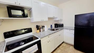 Apartemen, akses difabel | 1 kamar tidur