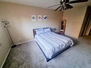 Apartment, Accessible | 2 bedrooms - Amazing 2 Bedroom 2 Bath Condo (Elkins Park)