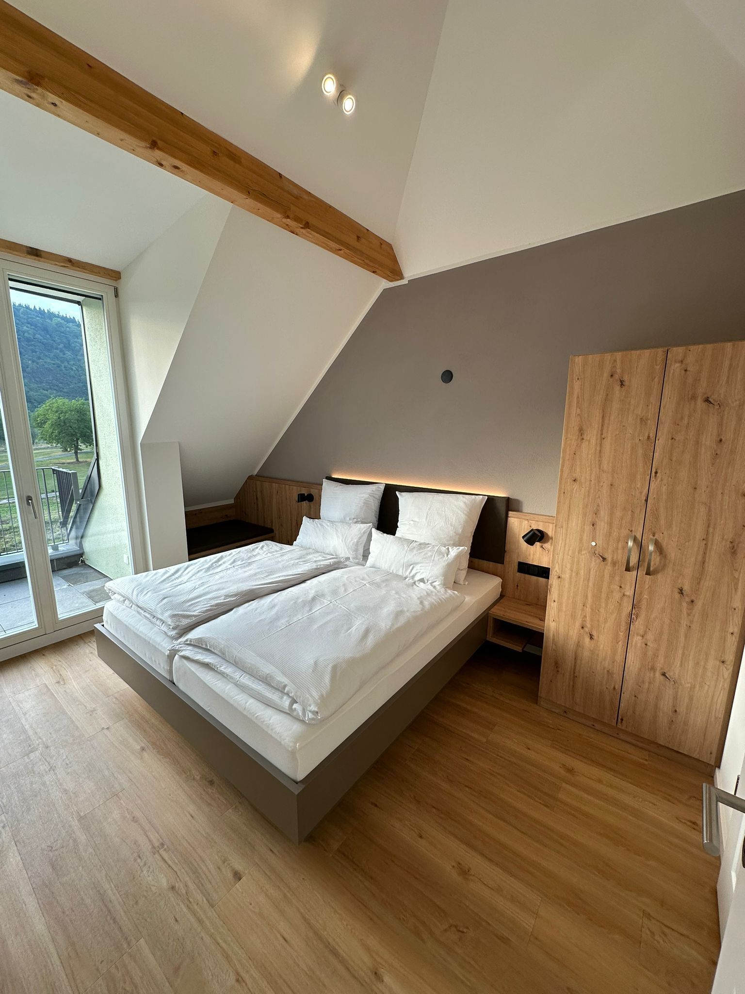 2 Schlafzimmer, Bügeleisen/Bügelbrett, WLAN, Bettwäsche