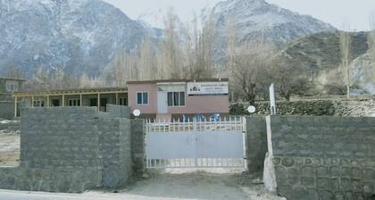 Karakorum Family Guest House Hunza