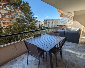 Outdoor dining - Ref LACOUR7 Palmes d Or Properties (Cannes)