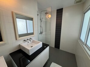 Condo, 1 Bedroom, Pool View | Bathroom - The ClubHouse Residence by PSR (Pattaya)