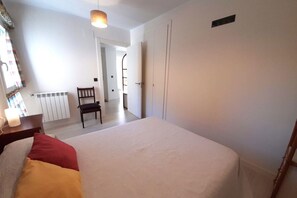 2 soveværelser, sengetøj