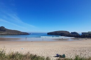 Beach nearby, beach towels - Apartamento Para 5 Personas a 2,5km de las Playas (Posada de LLanes)