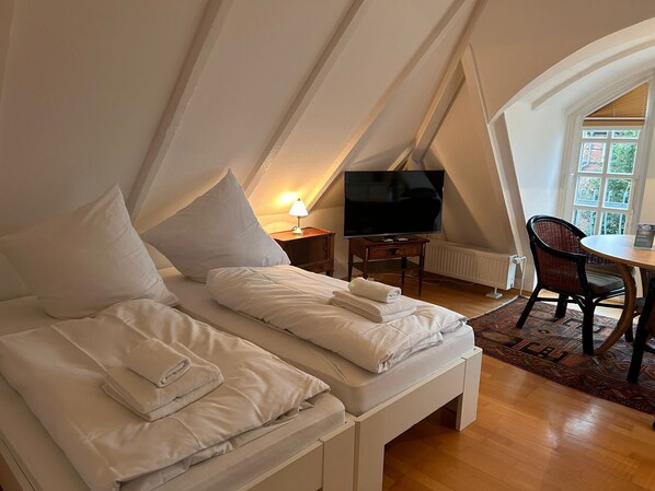 2 soverom, wi-fi (inkludert) og sengetøy