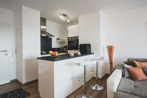 TV, DVD player, table tennis, books - Vacation apartment Mainaublick (Uhldingen-Mühlhofen)