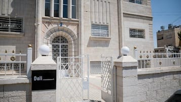 Khuôn viên nơi lưu trú