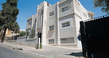 Dali House