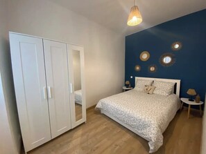 1 bedroom, WiFi, bed sheets