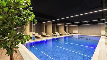 Indoor pool, seasonal outdoor pool