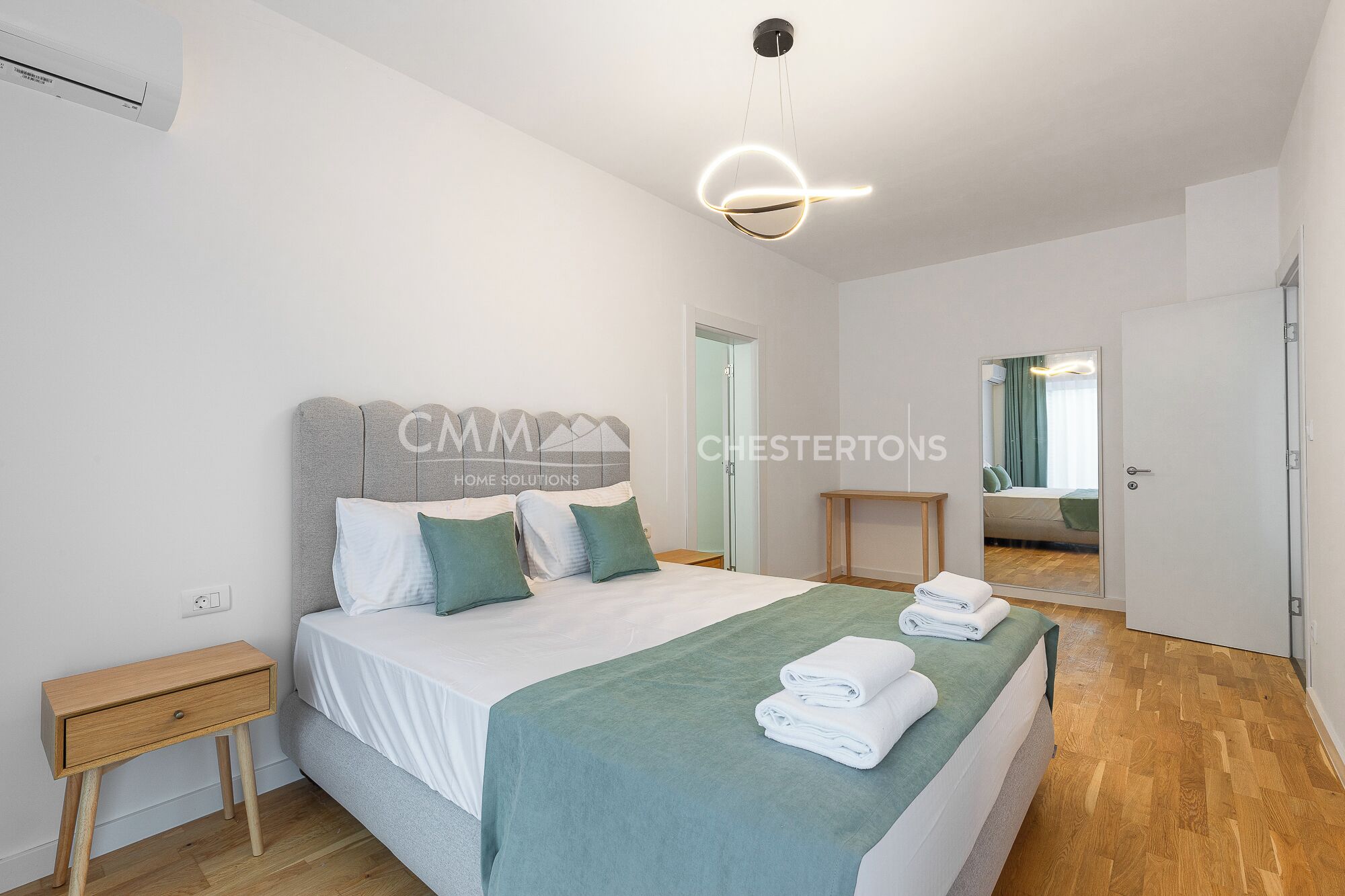 Business Apartment | Soundproofing, iron/ironing board, bed sheets