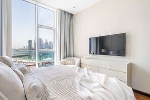 4 chambres, fer et planche à repasser, Wi-Fi, literie fournie