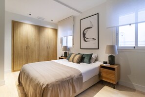 2 bedrooms, iron/ironing board, free WiFi - Housing Castellana by Sharing Co (Madrid)