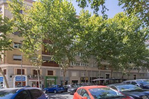 Exterior - Housing Castellana by Sharing Co (Madrid)