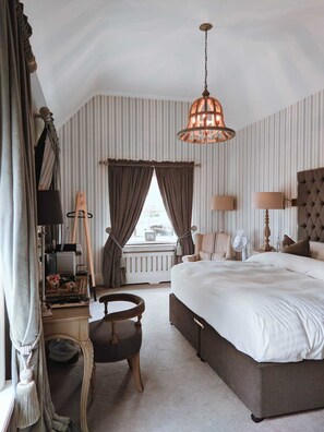 华丽双人房或双床房 | 特色装修、特色家居、笔记本电脑工作区、隔音