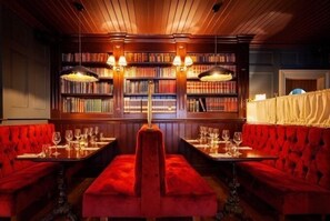 Lunch and dinner served - The Rooms at Cunninghams (Kildare)