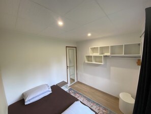 1 bedroom, WiFi, bed sheets - Studio F2 Avec Jardin (Livry-Gargan)