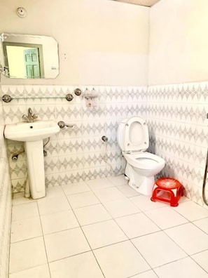 Doccia, set di cortesia firmato, asciugamani, sapone