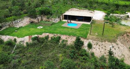 Casa Vista da Serra Perto de Trilhas, Cachoeiras e em Contato com a Natureza