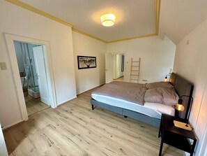 2 bedrooms, free WiFi