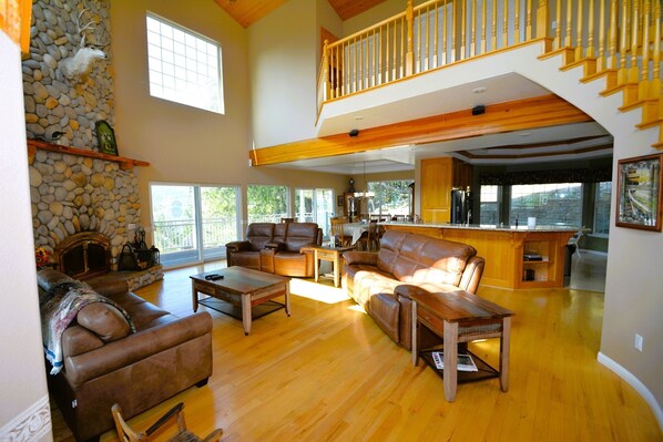 تلفزيون ذكي