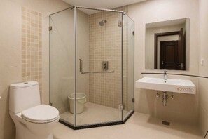 Premium Room | Living area - Hotel Himshri By Ovata (Dehradun)