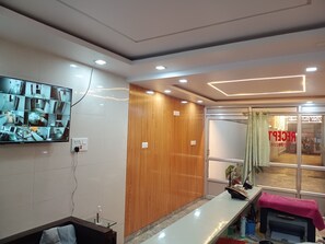Reception - Hotel Pink Paradise Gorakhpur (Gorakhpur)