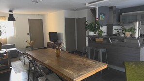 Dining - Maison Familiale Moderne/golfe DE ST Tropez (Cogolin)