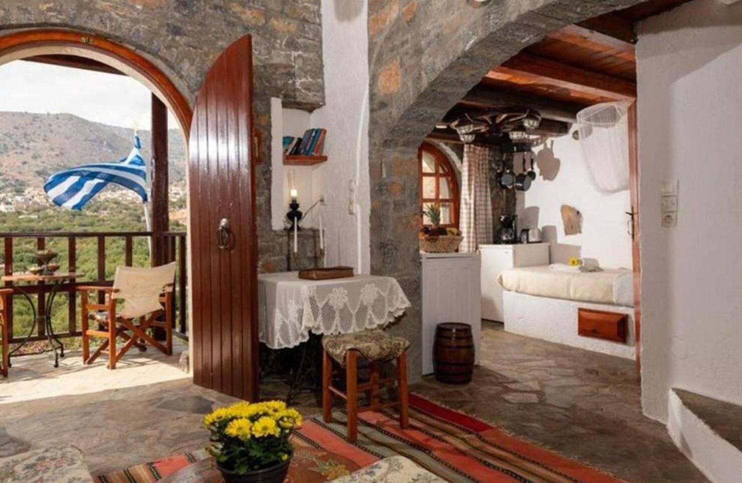 Hus | 3 soveværelser, pengeskab på værelset, strygejern/strygebræt