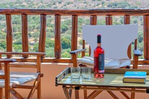 Villa | Dining