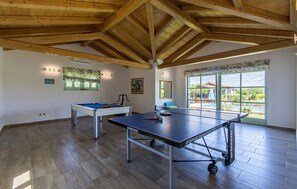 Spielezimmer
