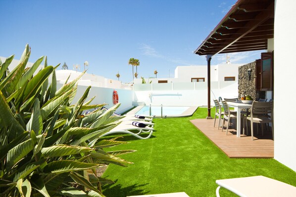 A heated pool - Villa el Golfo - By AZ Rentals (Tías)