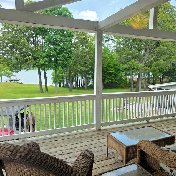 Terrace/patio - Beautiful view from deck, Private Dock, Firepit, Golf Cart-items to the water. (Benton)